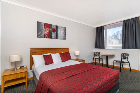 The Robert Towns - Accommodation Port Macquarie 2