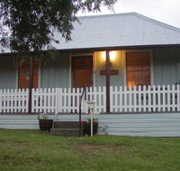 Tinonee Cottages - Accommodation Port Macquarie