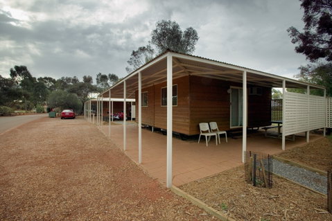 Ayers Rock Campground - Accommodation Port Macquarie 1