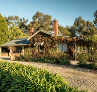 Barristers Block Vigneron Villa