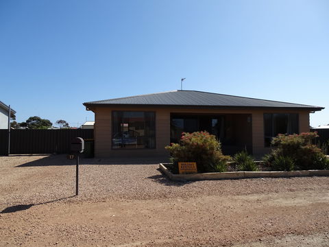Baydream - Accommodation Port Macquarie 0