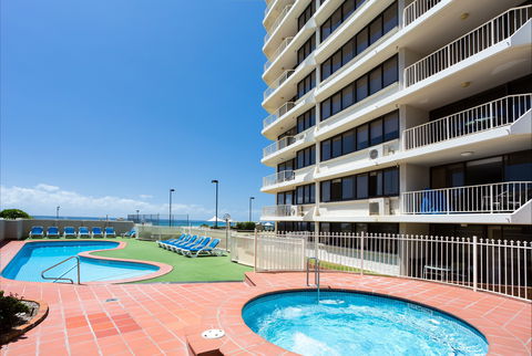 Breakers North - Absolute Beach Front Holiday Apartments - Accommodation Port Macquarie 2