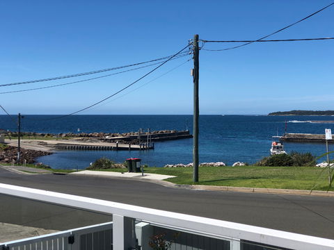 Escape At The Harbour - Accommodation Port Macquarie 0