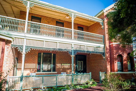 Grenfell Hall - Accommodation Port Macquarie 0