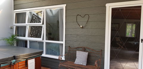 Kiwarrak Country Retreat - Accommodation Port Macquarie 0