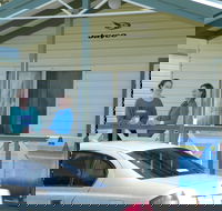 Lake Hamilton Motor Village and Caravan Park - Accommodation Port Macquarie