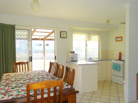 Ramsay Retreat - Accommodation Port Macquarie 2
