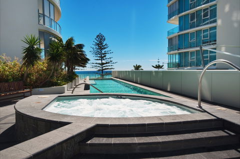 Reflections Coolangatta Beach - Accommodation Port Macquarie 1