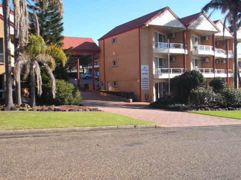 Ulladulla Harbour Motel,  Another Sinclair's Property - Accommodation Port Macquarie 0