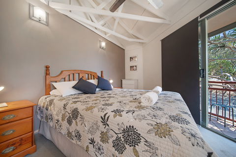 16 Point Lookout Beach Resort - Accommodation Port Macquarie 1