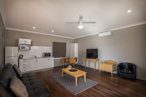 Akuna Motor Inn - Accommodation Port Macquarie 0