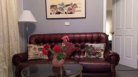 Bourke Apartments - Accommodation Port Macquarie 2