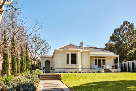 Clydesville Queenscliff - Accommodation Port Macquarie 0
