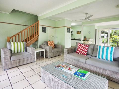 Coral Beach Noosa Resort - Accommodation Port Macquarie 1
