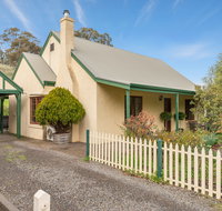 Country Pleasures Bed and Breakfast