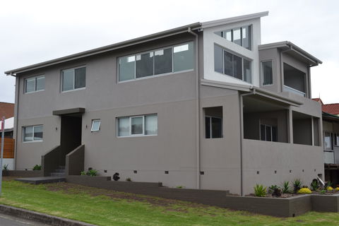 Cowries Harbourside Shellharbour Village - Accommodation Port Macquarie 2