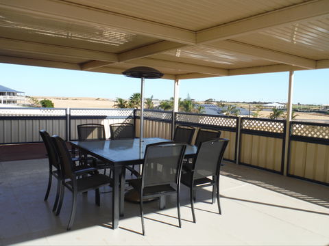 Deck To Sea - Accommodation Port Macquarie 0