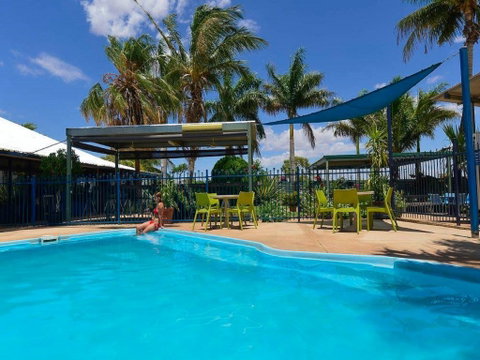 Devils Marbles Hotel - Accommodation Port Macquarie 0