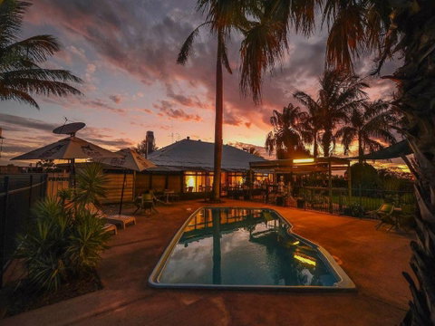 Devils Marbles Hotel - Accommodation Port Macquarie 2