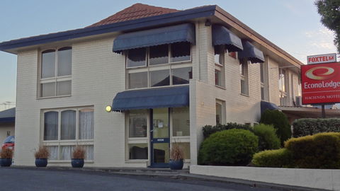 Econo Lodge Hacienda Motel - Accommodation Port Macquarie 0