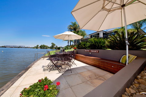 Edgewater Mulwala - Accommodation Port Macquarie 0