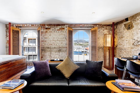 Henry Jones Art Hotel - The - Accommodation Port Macquarie 0