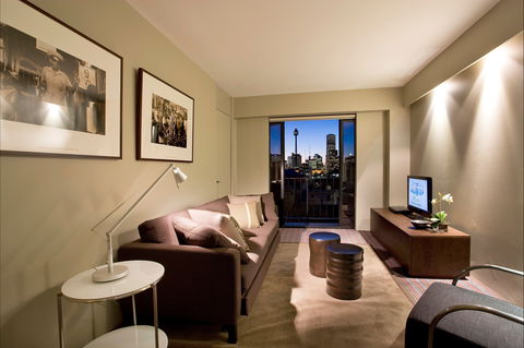 Overlooking The City's Silhouette - Accommodation Port Macquarie 0