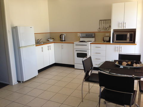 Palm View Holiday Apartments - Accommodation Port Macquarie 2