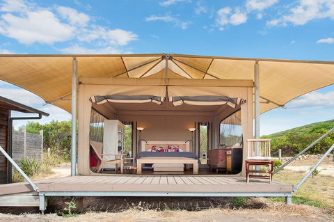 Pebble Point - Accommodation Port Macquarie 0