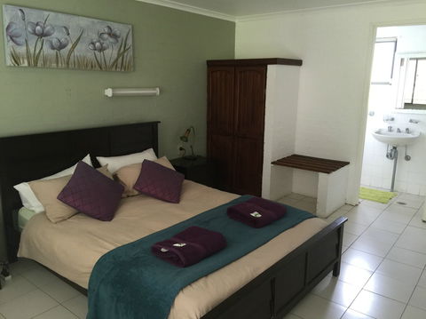 Sinclairs Country Retreat - Accommodation Port Macquarie 0