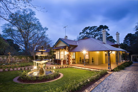Varenna - Luxury Leura Accommodation - Accommodation Port Macquarie 0