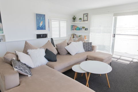 White Beach Cottage - The Perfect Beach Getaway - Accommodation Port Macquarie 2