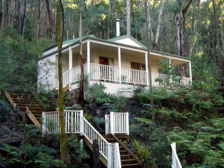Myers Creek Cascades Luxury Cottages - Accommodation Port Macquarie 0