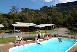 Halls Gap Log Cabins - Accommodation Port Macquarie 4