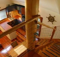 Aireys Overboard Seaside Cottage - Accommodation Port Macquarie