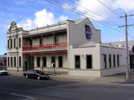 Mitchell River Tavern - Accommodation Port Macquarie 0