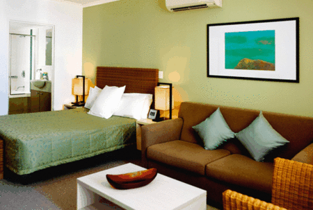 Mantra Ettalong Beach - Accommodation Port Macquarie 2