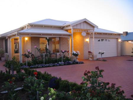 Sussex On Willis Cove Bed And Breakfast - Accommodation Port Macquarie 0
