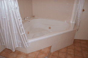 Burke  Wills Motor Inn - Accommodation Port Macquarie