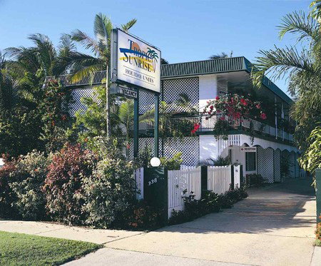 Tropic Sunrise Holiday Units - Accommodation Port Macquarie 0