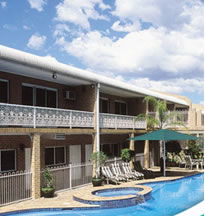 Macarthur Inn - Accommodation Port Macquarie 0