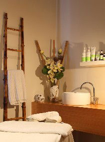Indulge Spa Retreat - Accommodation Port Macquarie 1