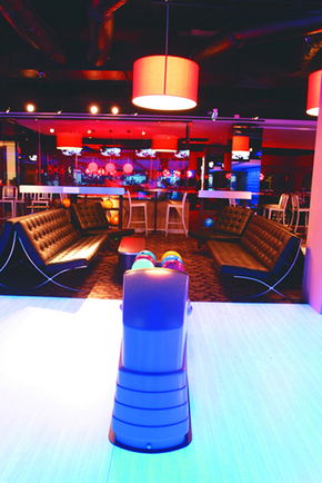 Strike Bowling Bar - King Street Wharf - Accommodation Port Macquarie 3