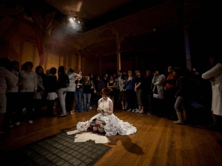 Zen Zen Zo Physical Theatre - thumb 2