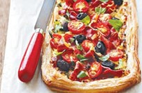 Eltham Village Shopping Centre - Accommodation Port Macquarie 3