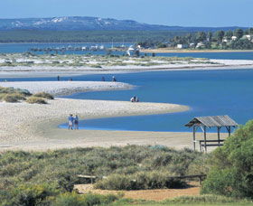 Murchison River - Accommodation Port Macquarie 0