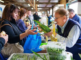 Mount Pleasant Farmers Market - Accommodation Port Macquarie 0