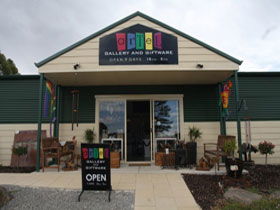 Artel Gallery And Giftware - Accommodation Port Macquarie 0