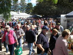 Stansbury Seaside Markets - Accommodation Port Macquarie 0