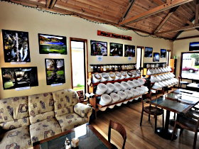 Purple Possum Wholefoods And Cafe - Accommodation Port Macquarie 0